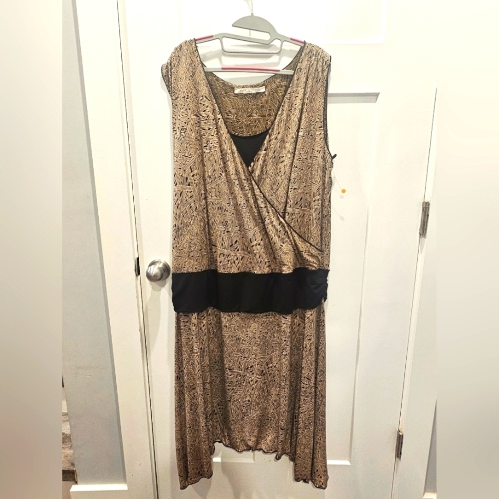 Max Studio Woman Abstract Faux Wrap Dress Black Tan Midi Sleeveless Size XL/1X